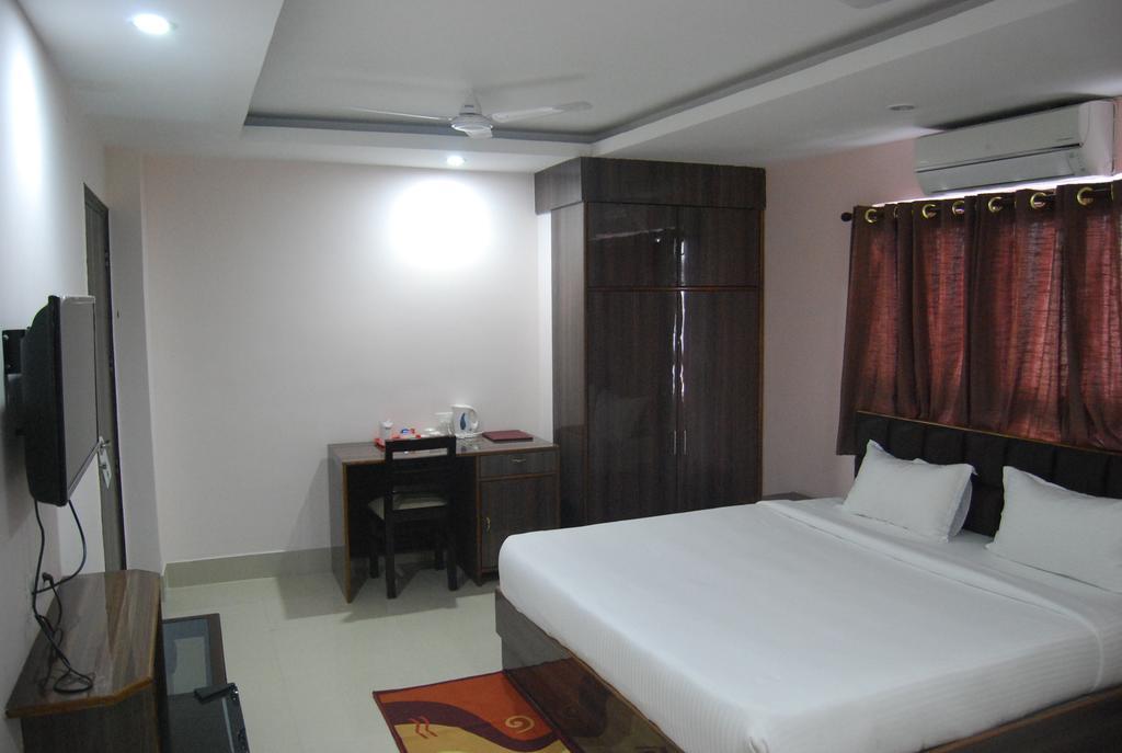 Hotel Grand Majesty Guwahati Zimmer foto